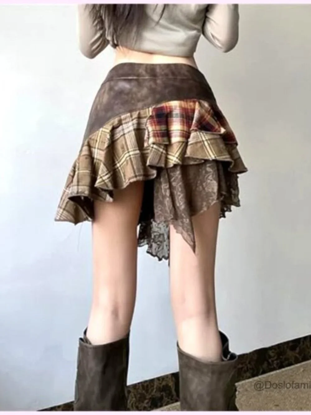 Plaid Mini Skirt Asymmetrical Flare Punk Grunge Vintage Y2K Style - Picture 4 of 7